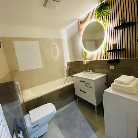 Bajkalska 2e Apartman *